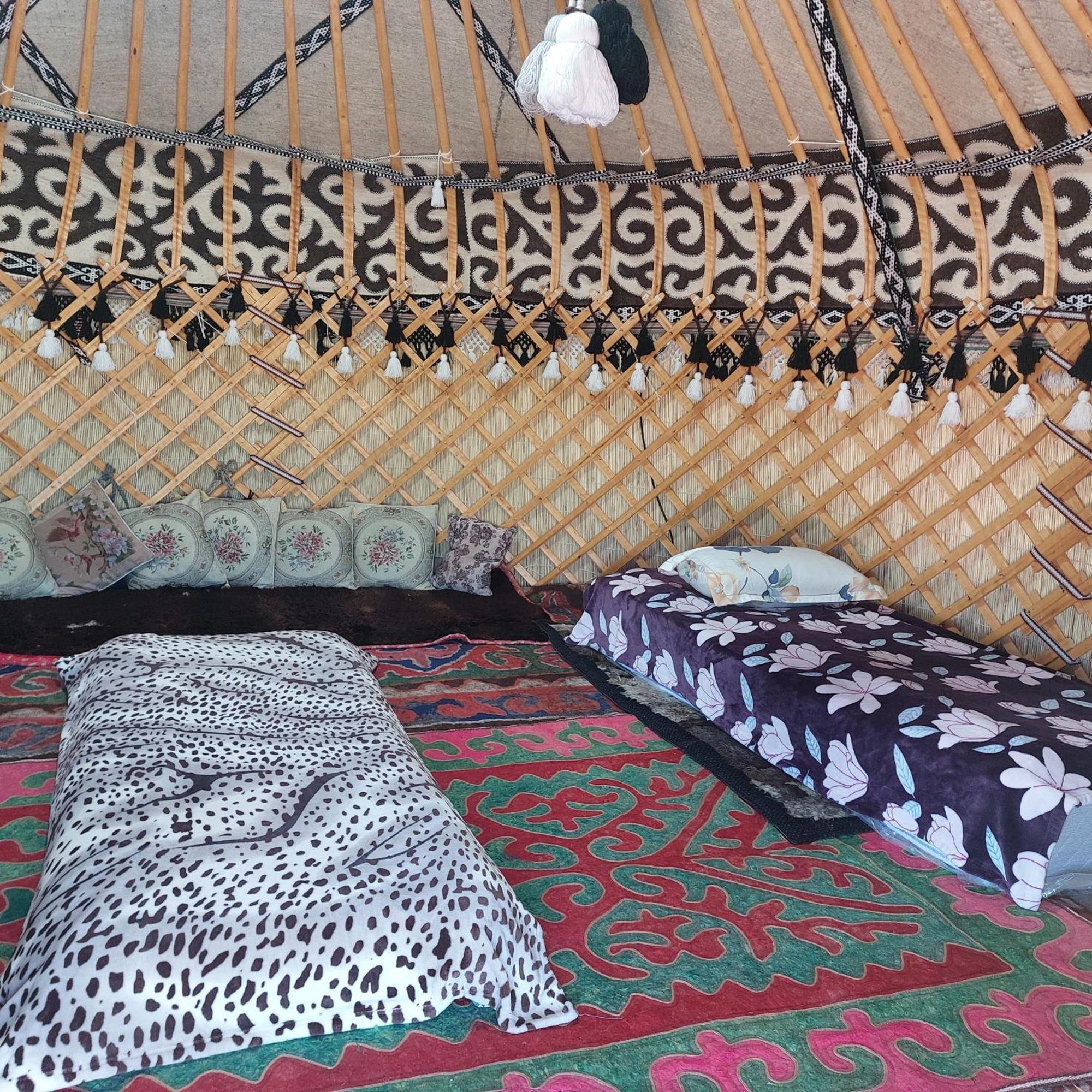 Svetlana Guest House Bokonbayevo Luaran gambar