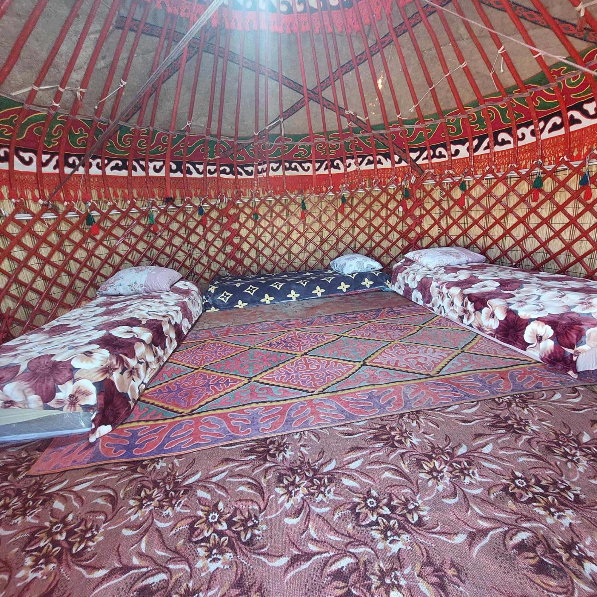 Svetlana Guest House Bokonbayevo Luaran gambar
