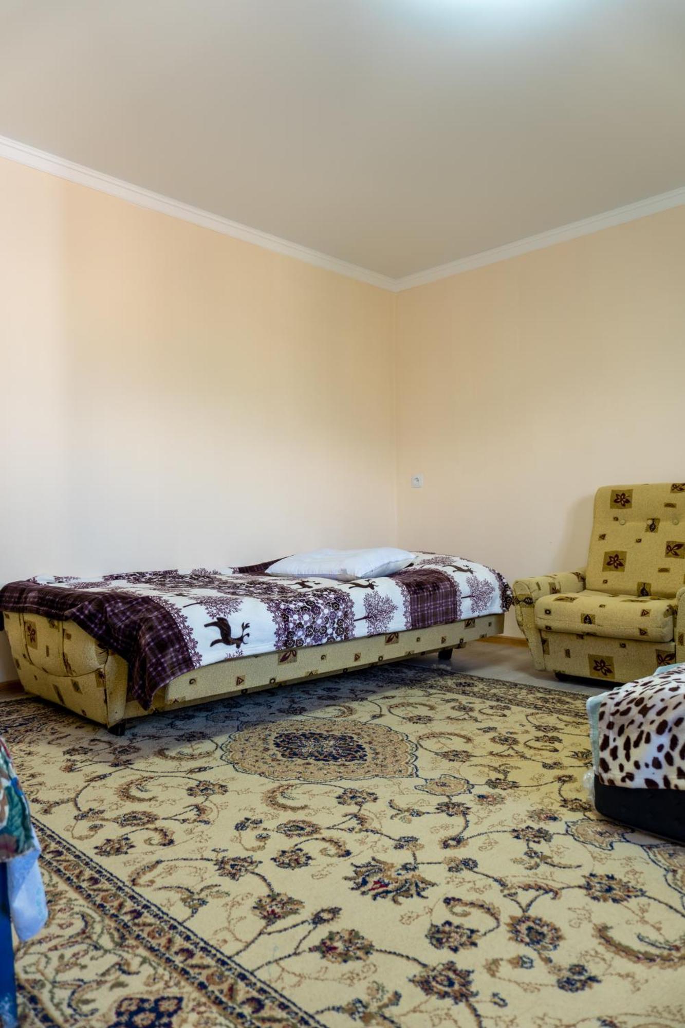 Svetlana Guest House Bokonbayevo Luaran gambar