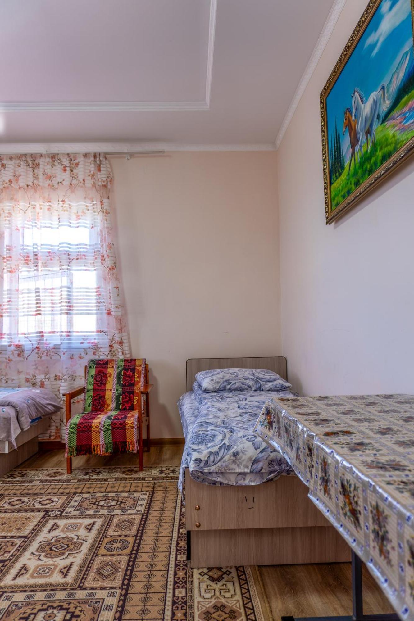 Svetlana Guest House Bokonbayevo Luaran gambar