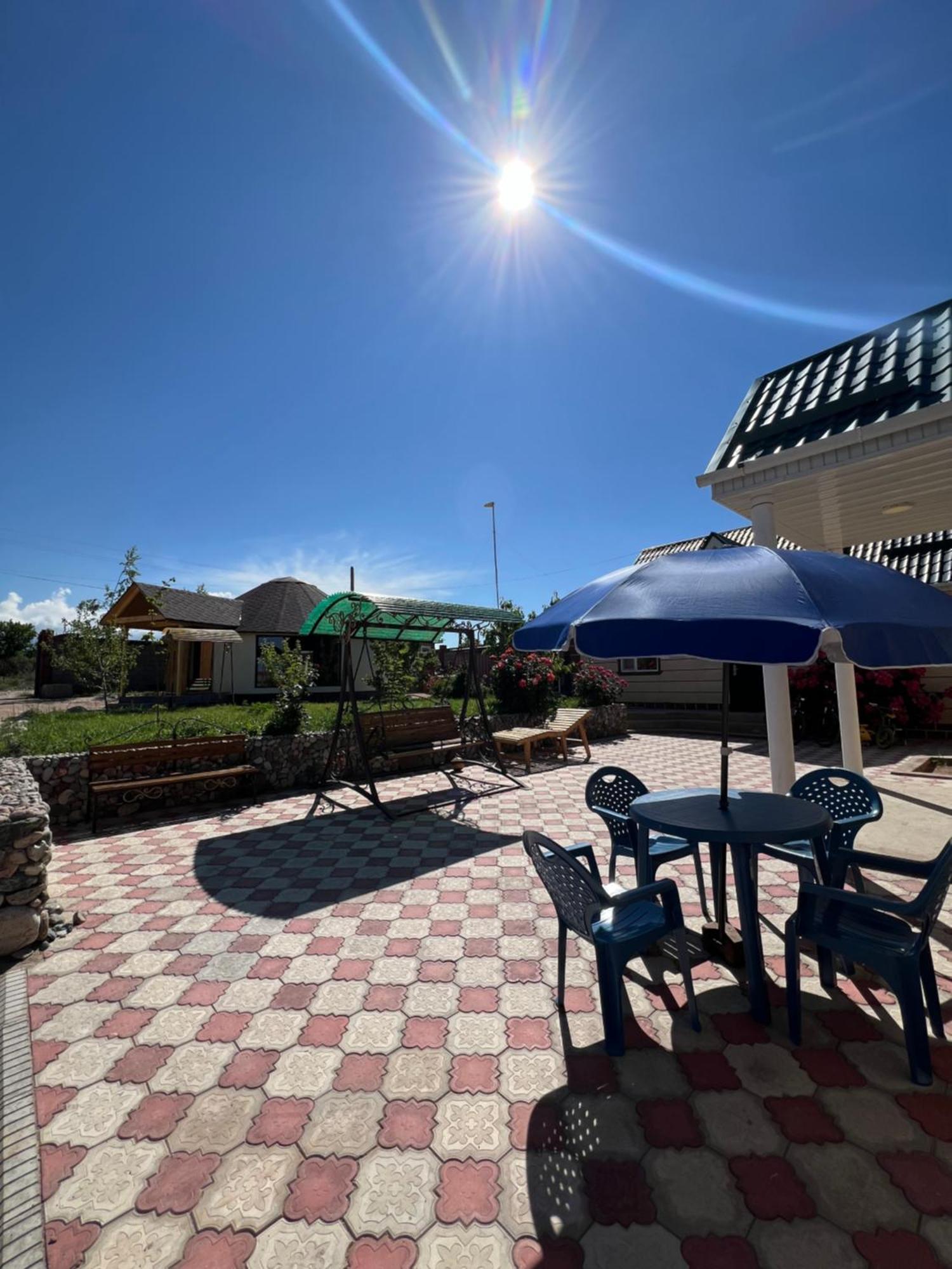 Svetlana Guest House Bokonbayevo Luaran gambar